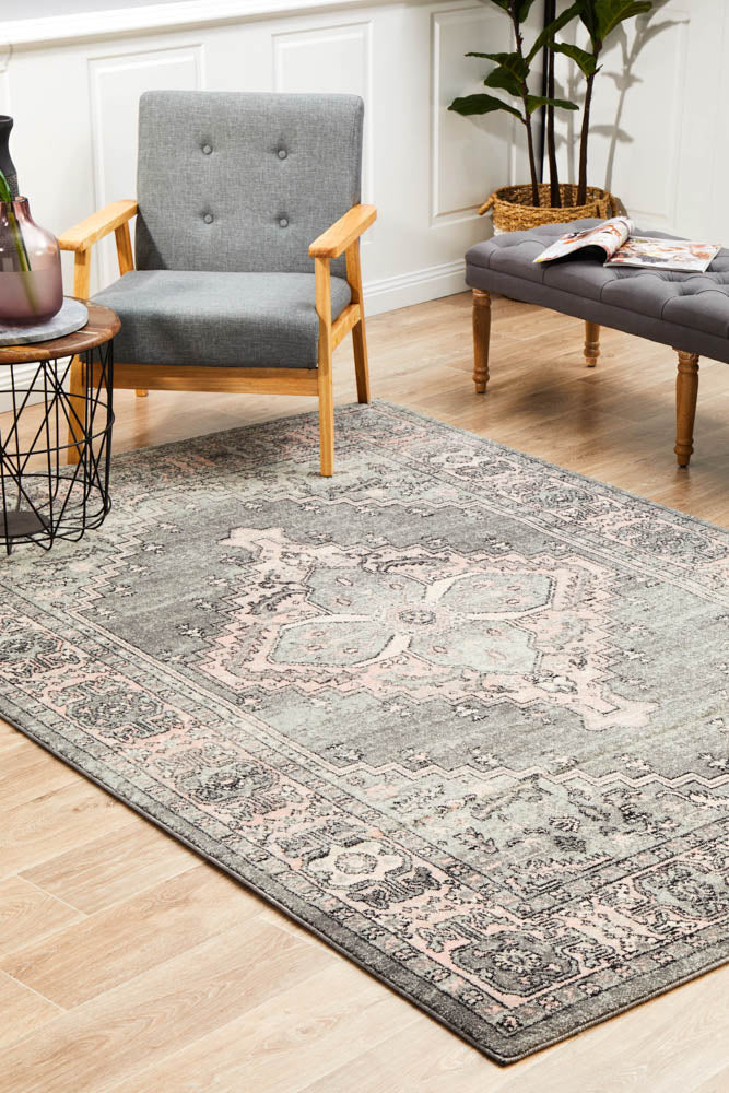 Avenue 703 Grey Rug